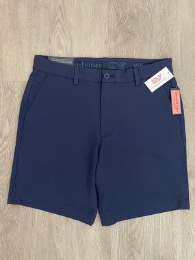 Vineyard Vines Men's Flat-Front Shorts - Navy Blue (Never Worn)